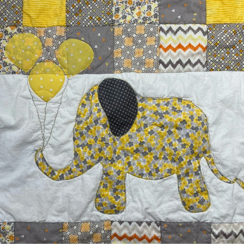 Handmade Quilt Elephants Mama Baby Patchwork Nursery Blanket 48x28